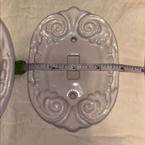 Elegant Cream Decorative Switch Plate/Plug In Covers Set of 3 - Picture 4 of 6